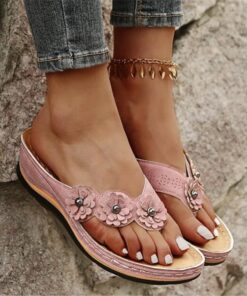 Owlkay Lightweight Flowers Clip Toe Sandals