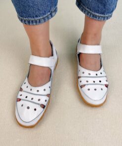 Owlkay Women's Hollow Hook Flat Sandals 2: Comfort & Style in Every Step